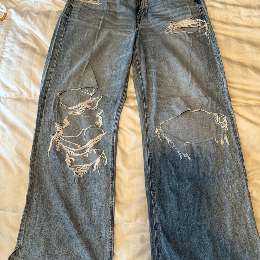 American Eagle Super High-Rise Baggy Wife Leg Denim